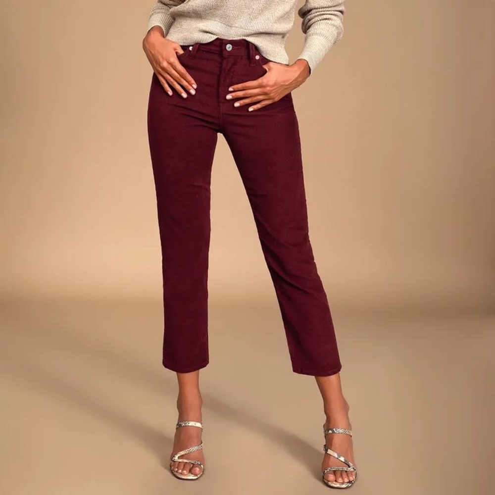 Levi's Wedgie Straight Cord in Shiraz Cord